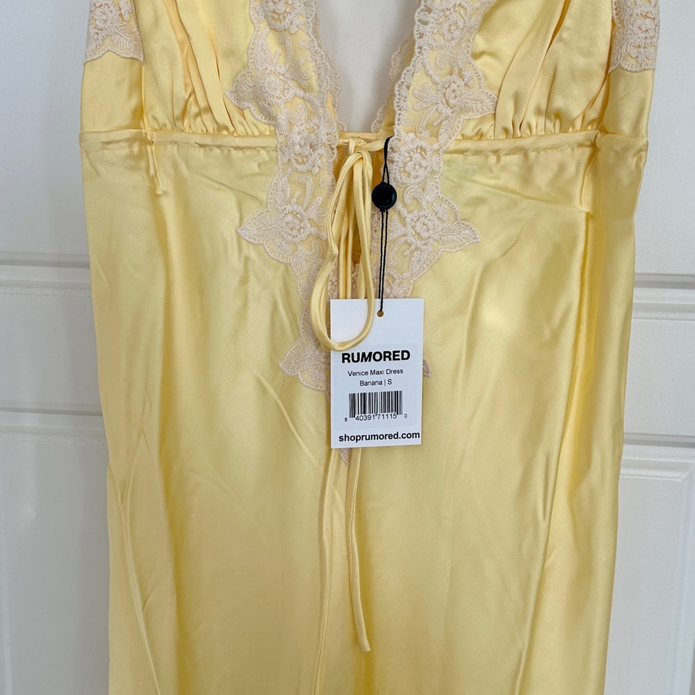 Rumored Yellow Maxi Dress with White Lace - Picture 7 of 10